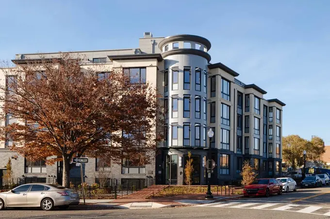 Placemakr Navy Yard ......