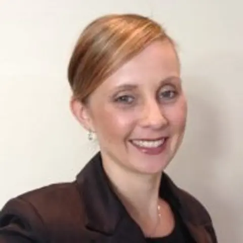 Anna Voss
