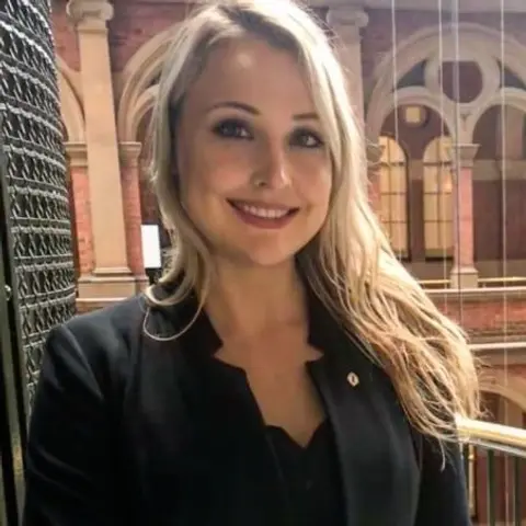 Jasmin MacMillan