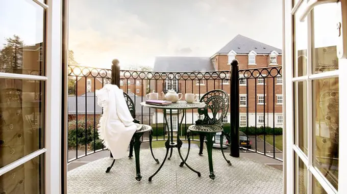 The Top 10 Benefits of Serviced Apartments