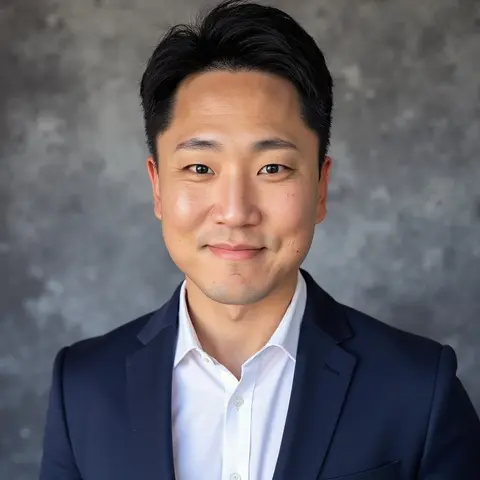 Kl Headshot