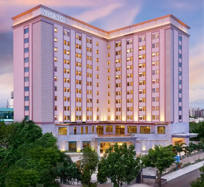 Vivanta Ahmedabad, SG Highway ......