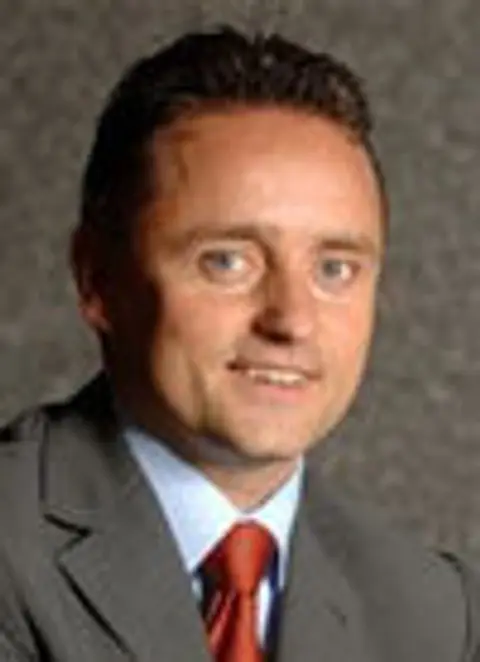 Konstantin Zeuke