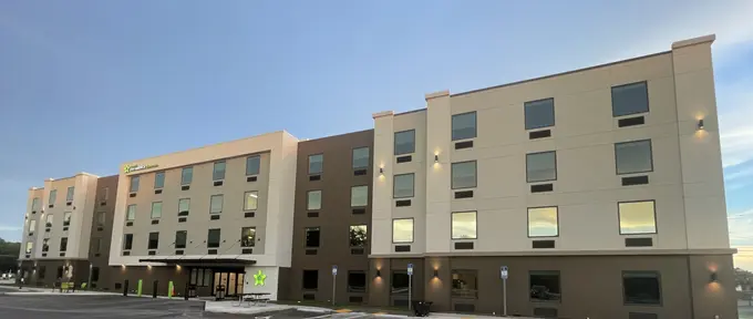 Extended Stay America Premier Suites Pensacola- NAS Corry Station ......