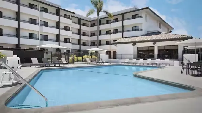Homewood Suites by Hilton Santa Maria ......