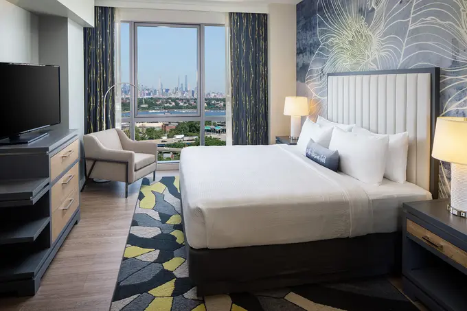 Hotel Indigo Flushing, an IHG Hotel ......