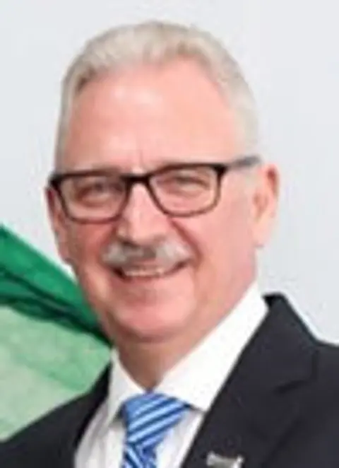 Lance Ourednik