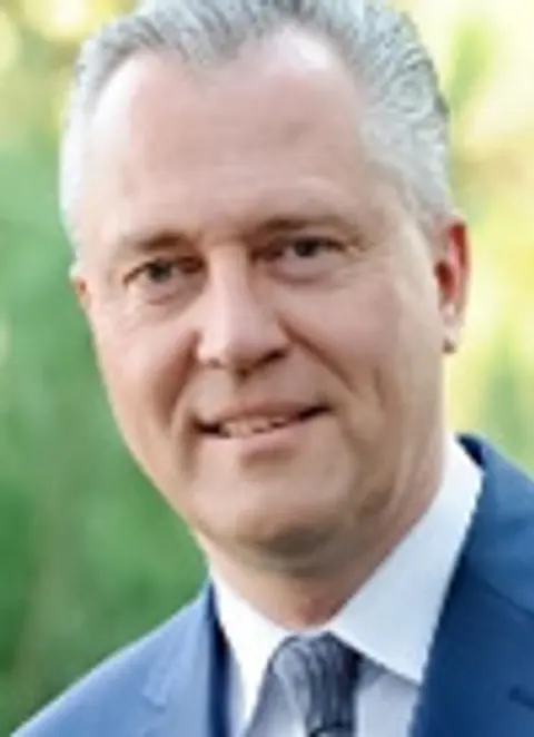 Kurt Straub
