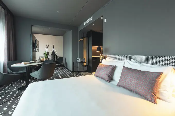 ibis Styles Arnhem Centre ......
